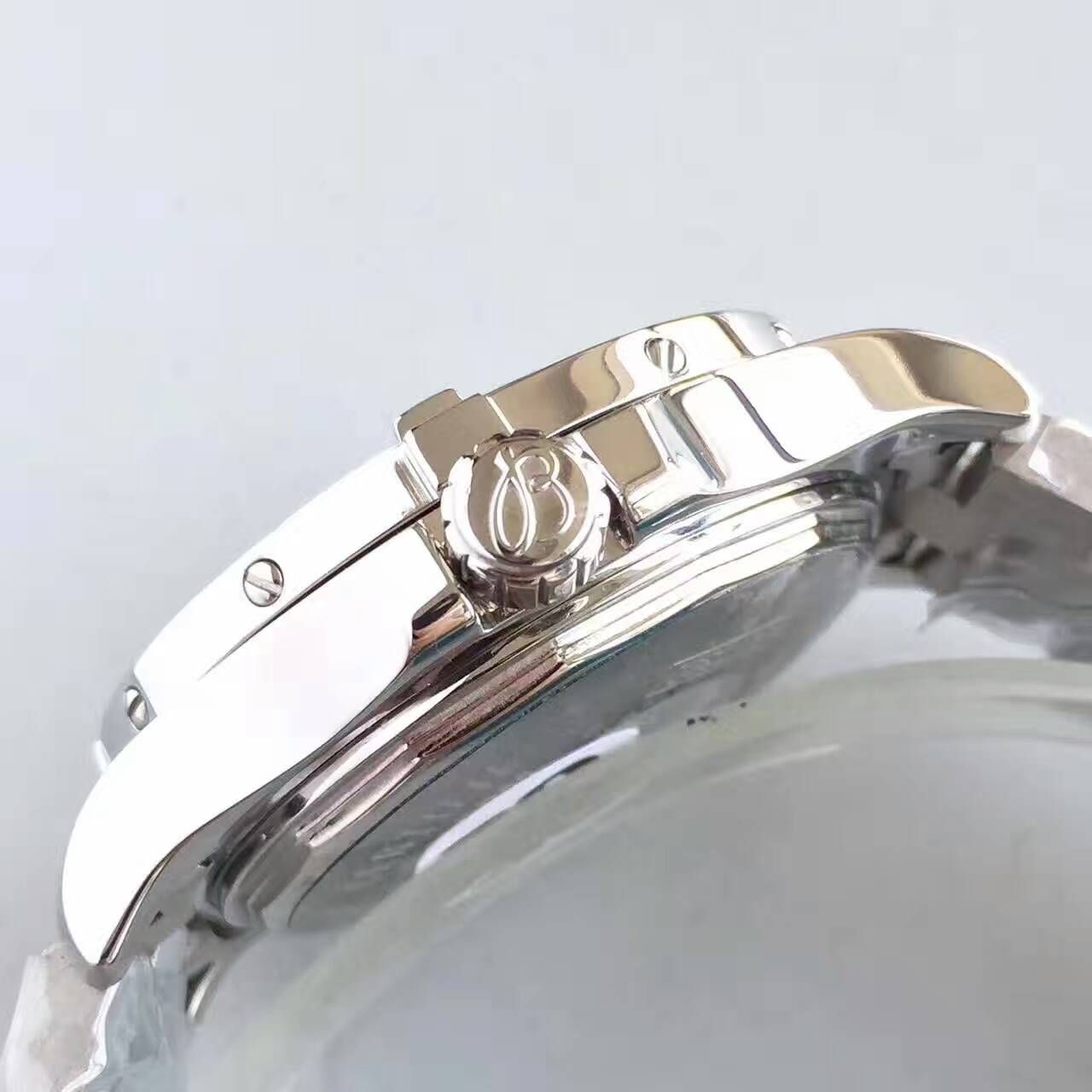 【N Factory  High quality  Perfect  Replica Watches 】 Breitling 复仇者系列A3239011/BC34/170A wrist watches  / BL029