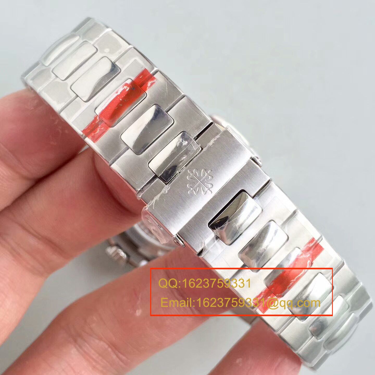【PF Perfect  High quality  Replica Watches 】 PATEK PHILIPPE 运动系列5711G 白金 wrist watches 钢带款( Nautilus ) / BDBC201