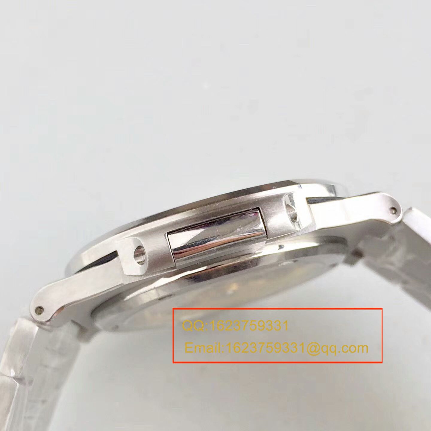 【PF Perfect  High quality  Replica Watches 】 PATEK PHILIPPE 运动系列5711G 白金 wrist watches 钢带款( Nautilus ) / BDBC201