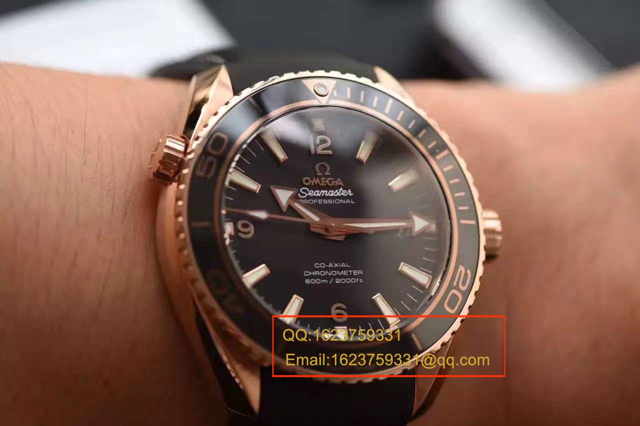 【独家视频测评KW Perfect  High quality  Replica Watches 】OMEGA Seamaster 海洋宇宙600米 wrist watches 系列 232.63.46.21.01.001男表 / MAH213