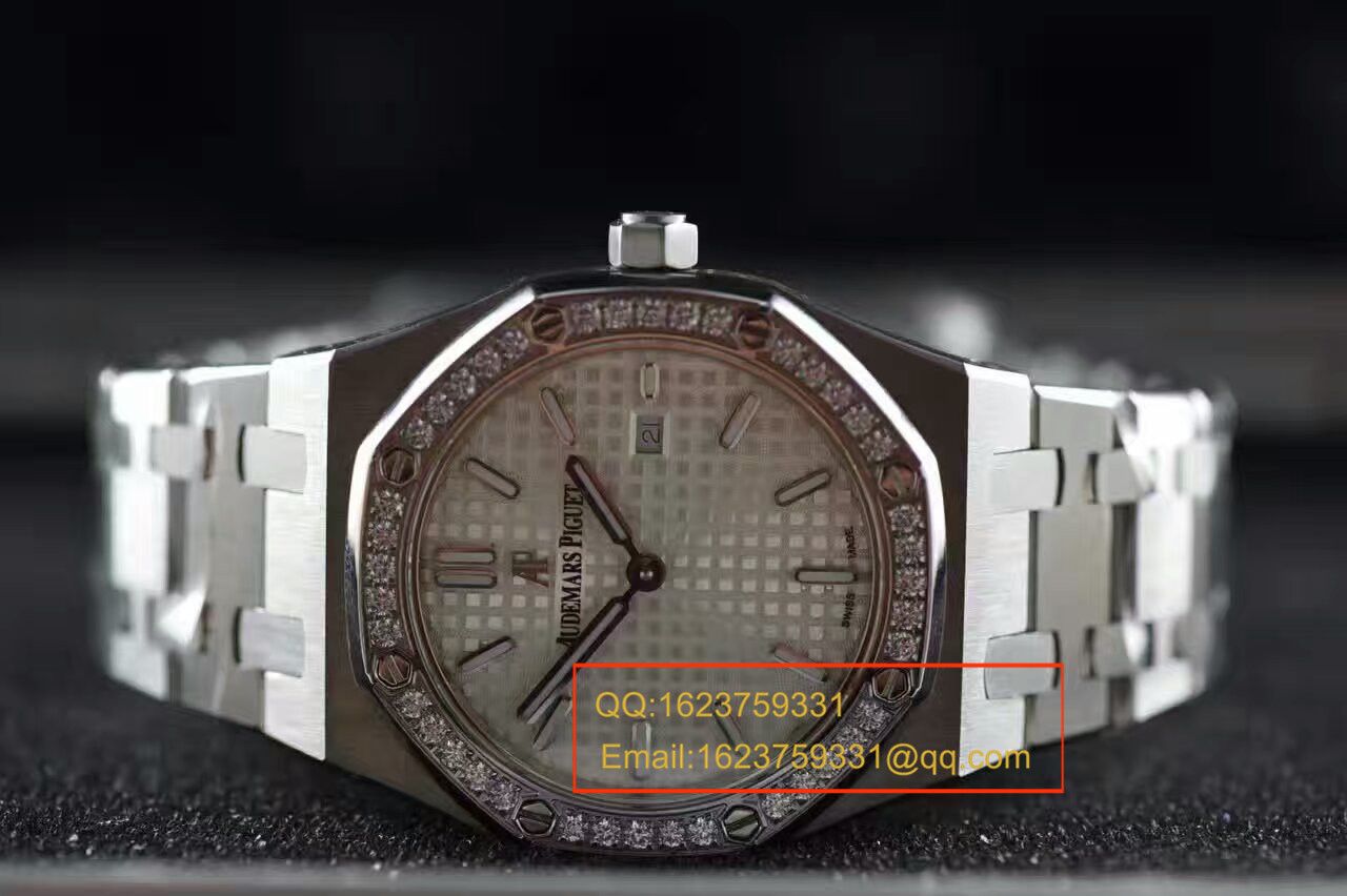 【视频解析1:1 Replica Copy  Watches 】Audemars Piguet 皇家橡树系列67651ST.ZZ.1261ST.01女装石英 Movement  / APAD089