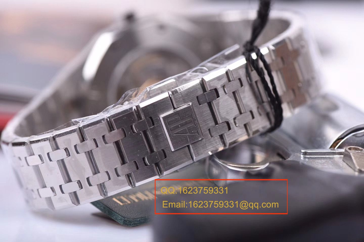 【JF Perfect  High quality  Replica Watches 】Audemars Piguet 皇家橡树系列15400ST.OO.1220ST.04 wrist watches  / AP129