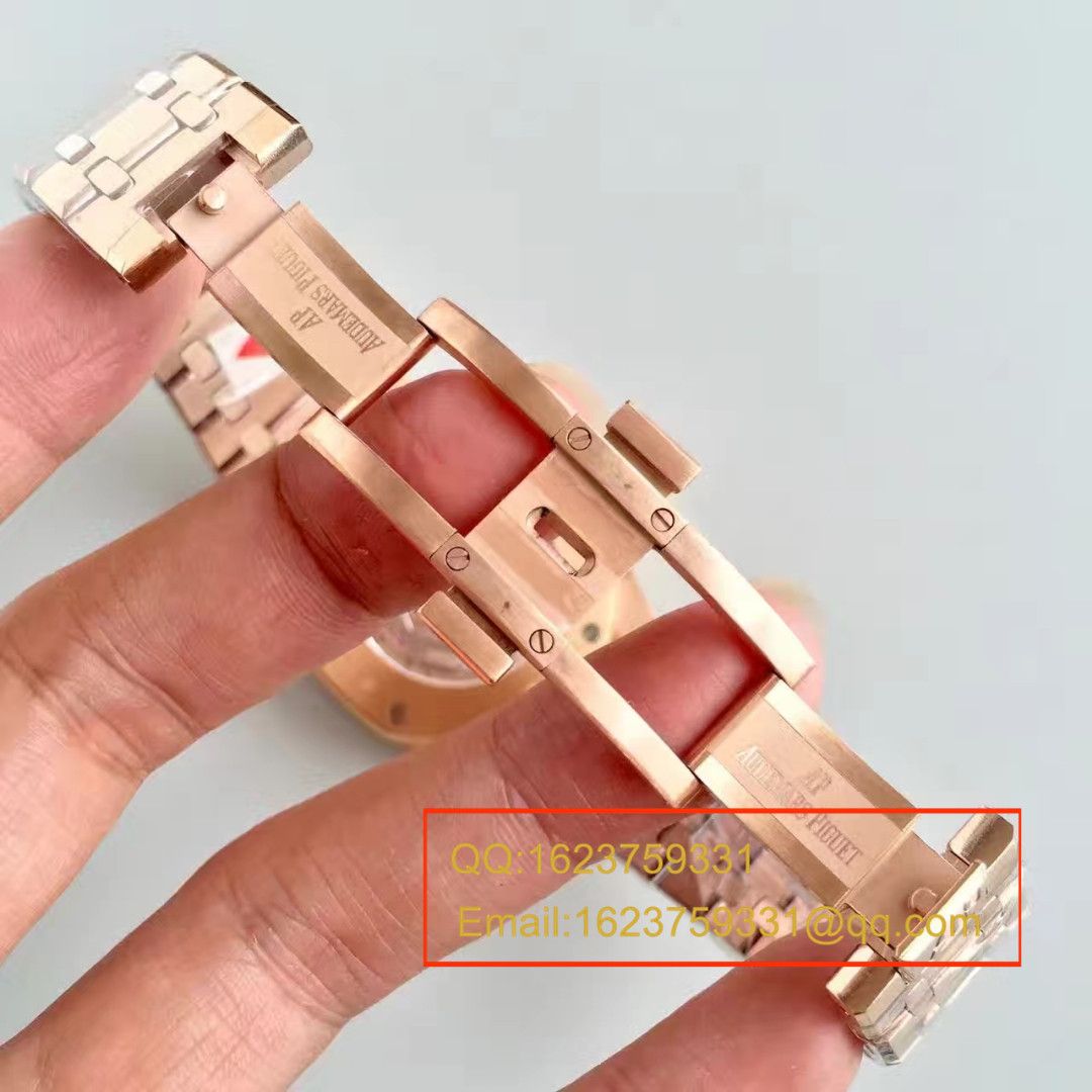【JF Factory  High quality  Replica Watches 】Audemars Piguet 皇家橡树系列15400OR.OO.1220OR.03 wrist watches  / AP021