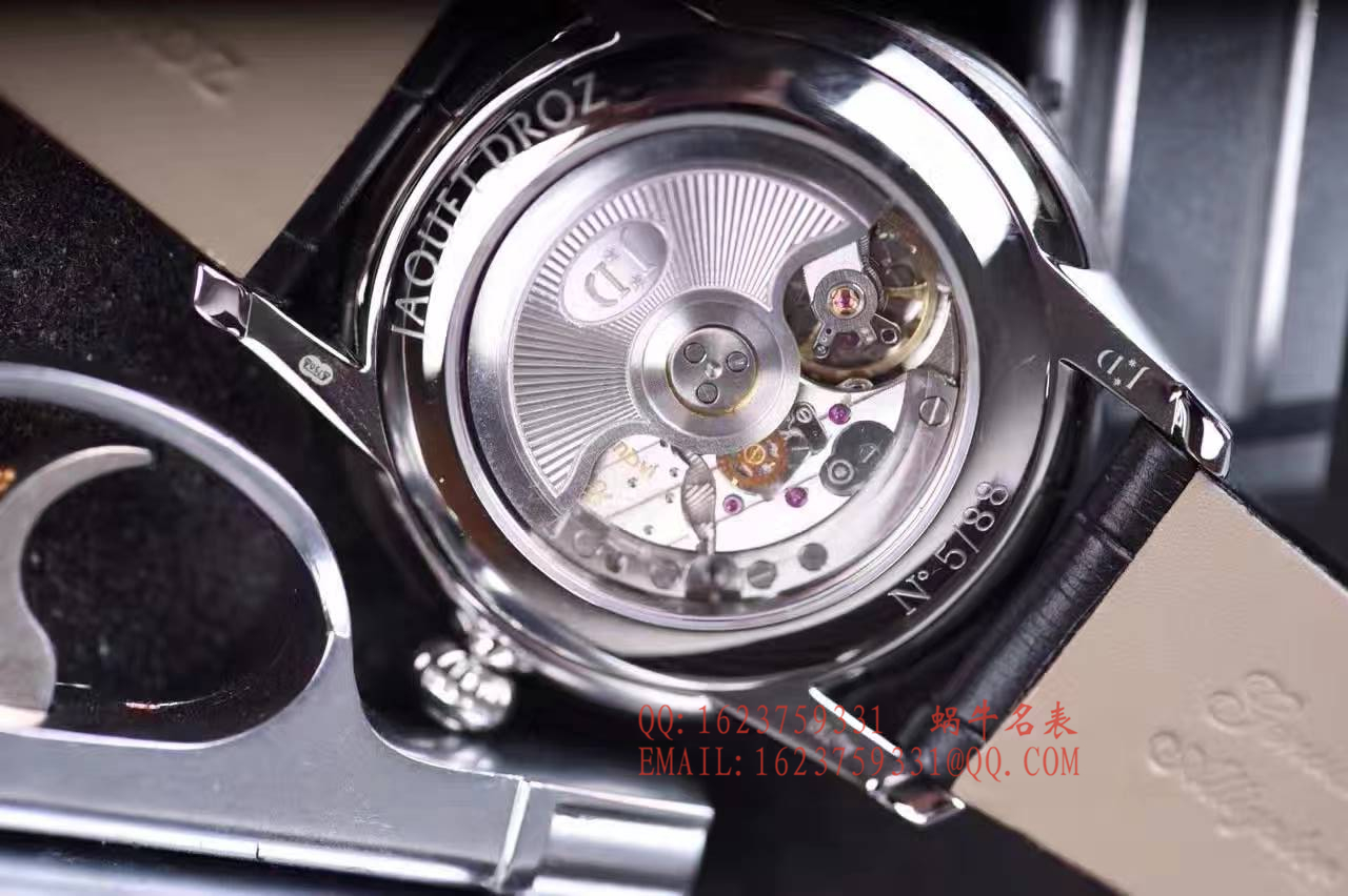 Jaquet Droz 新款陨石贝母面⭕独立大秒针▶️极具视觉冲击感的陨石贝母面⭕圈口及表面均手工镶钻 / YK015