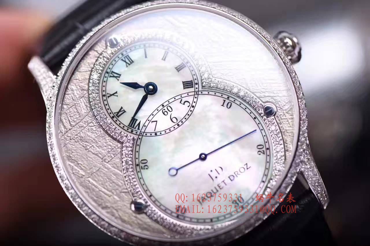  Jaquet Droz 新款陨石贝母面⭕独立大秒针▶️极具视觉冲击感的陨石贝母面⭕圈口及表面均手工镶钻 / YK015
