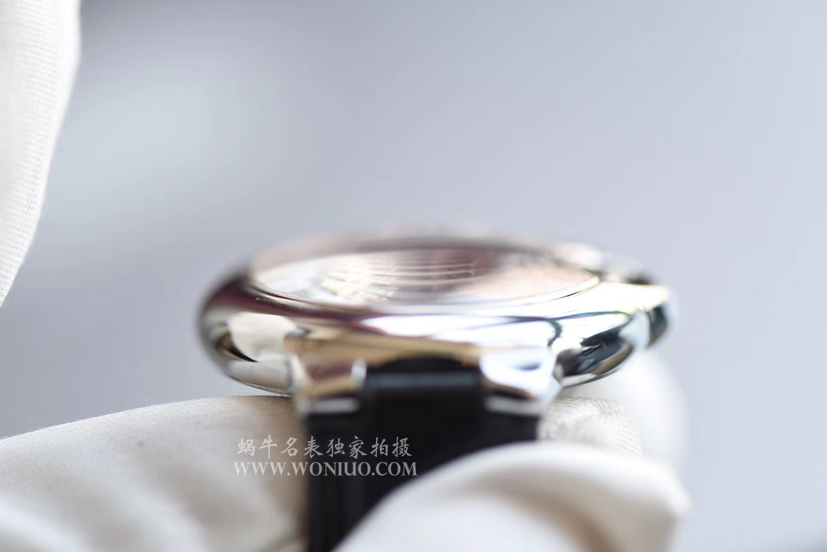 【HBBV6 Perfect  High quality  Replica Watches 】 Cartier  蓝气球系列W6920085女士33毫米机械 wrist watches  / KDY109