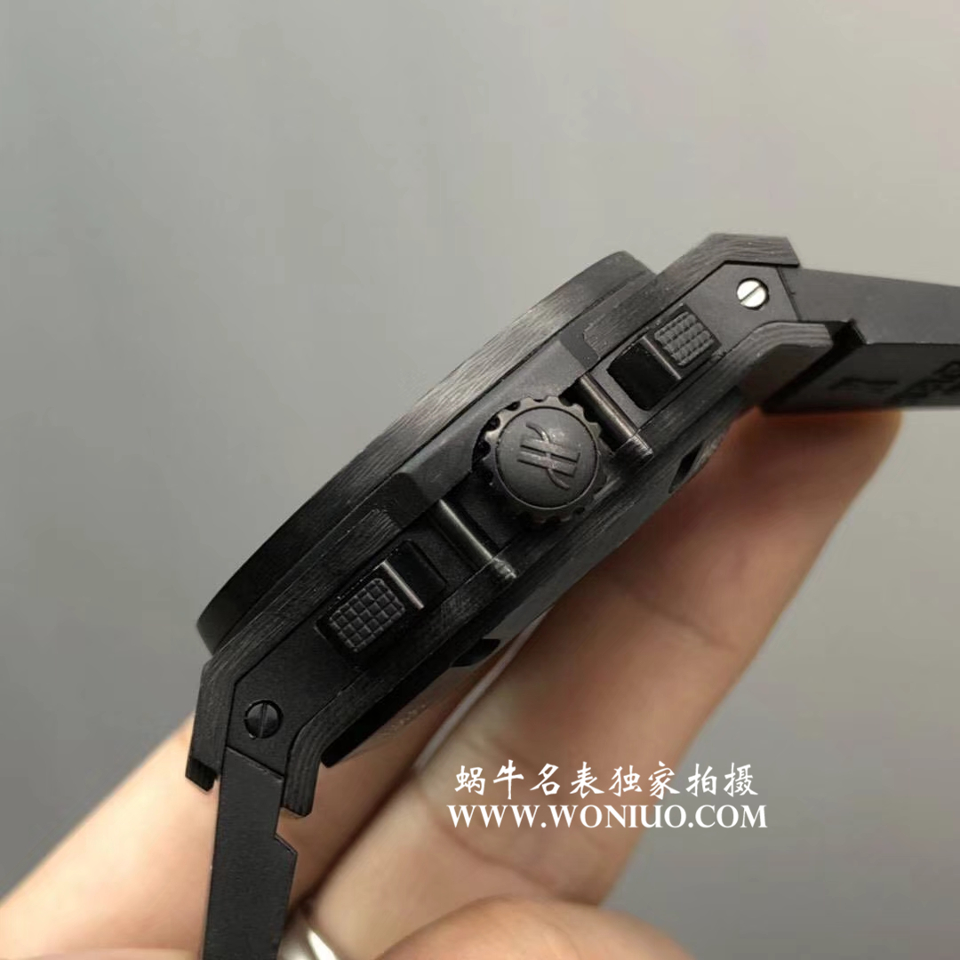 【V6 Factory   High quality  Replica Copy  Watches 】  Hublot   big bang 44MM系列301.QX.1724.RX wrist watches  / YBBH021