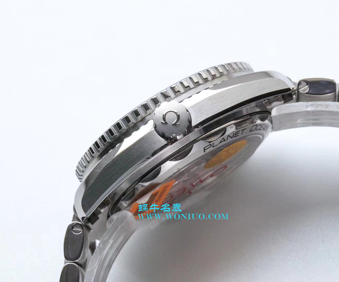 【OM Perfect  High quality  Replica Watches 】OMEGA 海洋宇宙600米系列215.30.44.21.03.001 wrist watches  / M197