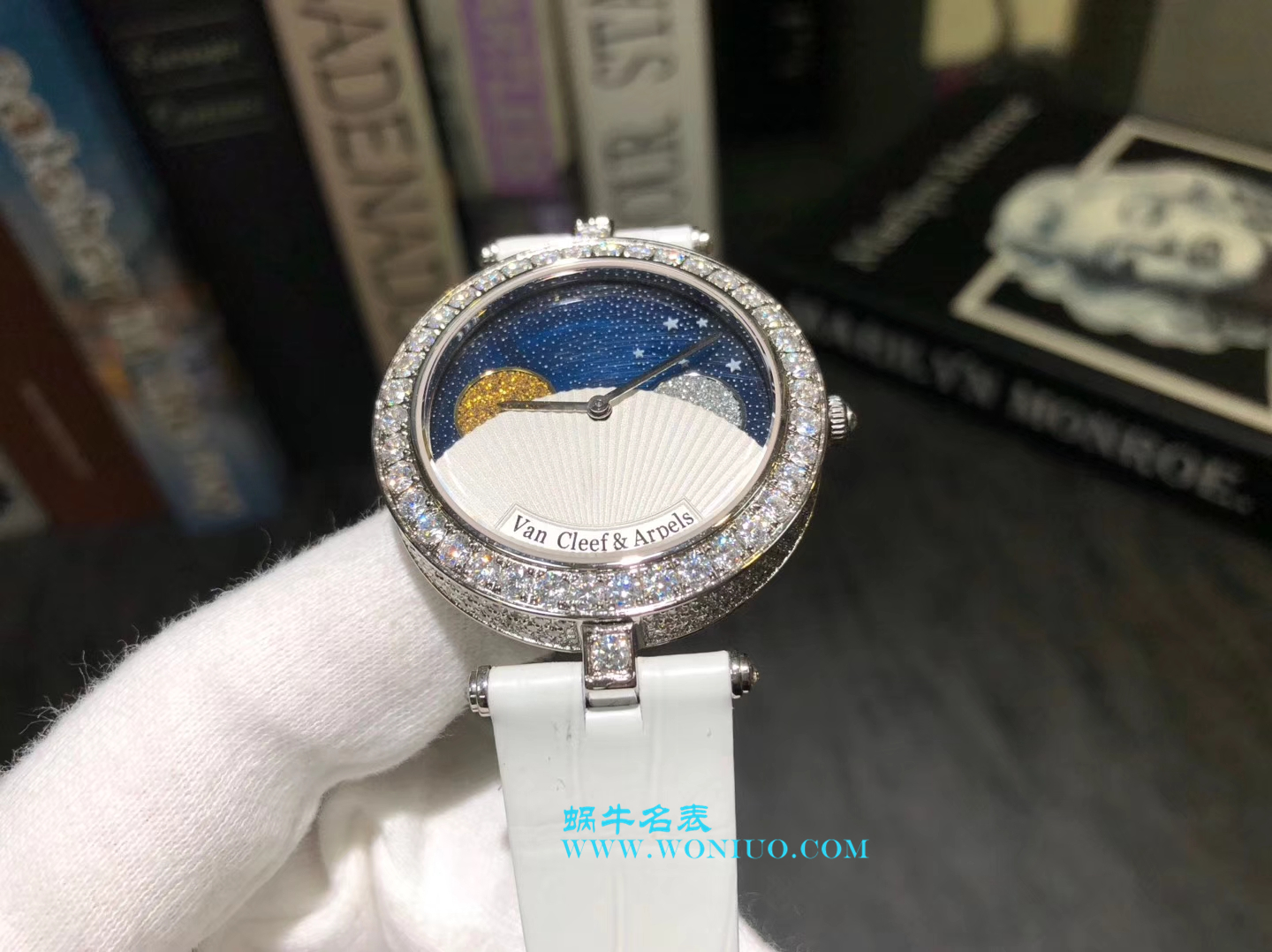 VCA梵克雅宝诗意复杂功能 wrist watches 系列VCARN25800女士 wrist watches  / VCA03