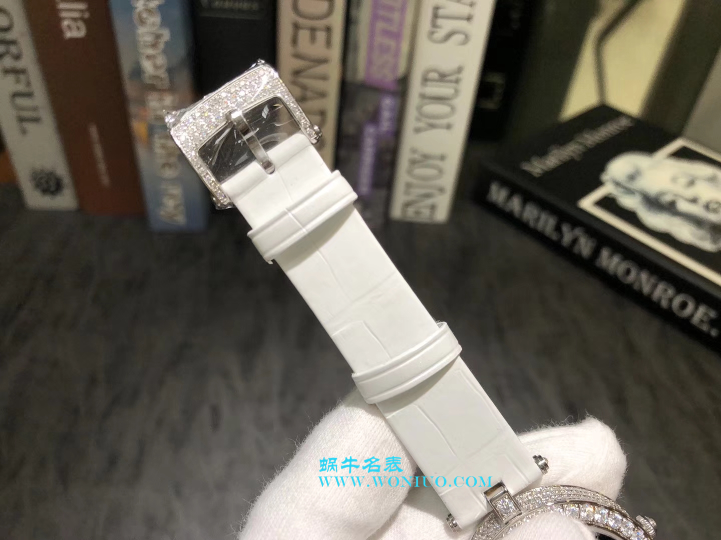 VCA梵克雅宝诗意复杂功能 wrist watches 系列VCARN25800女士 wrist watches  / VCA03
