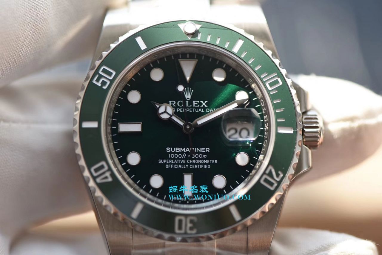 【NOOB Factory V8版本 Perfect  High quality  Replica Watches 】 Rolex  Submariner 型系列116610LV-97200  Submariner  wrist watches  / R213
