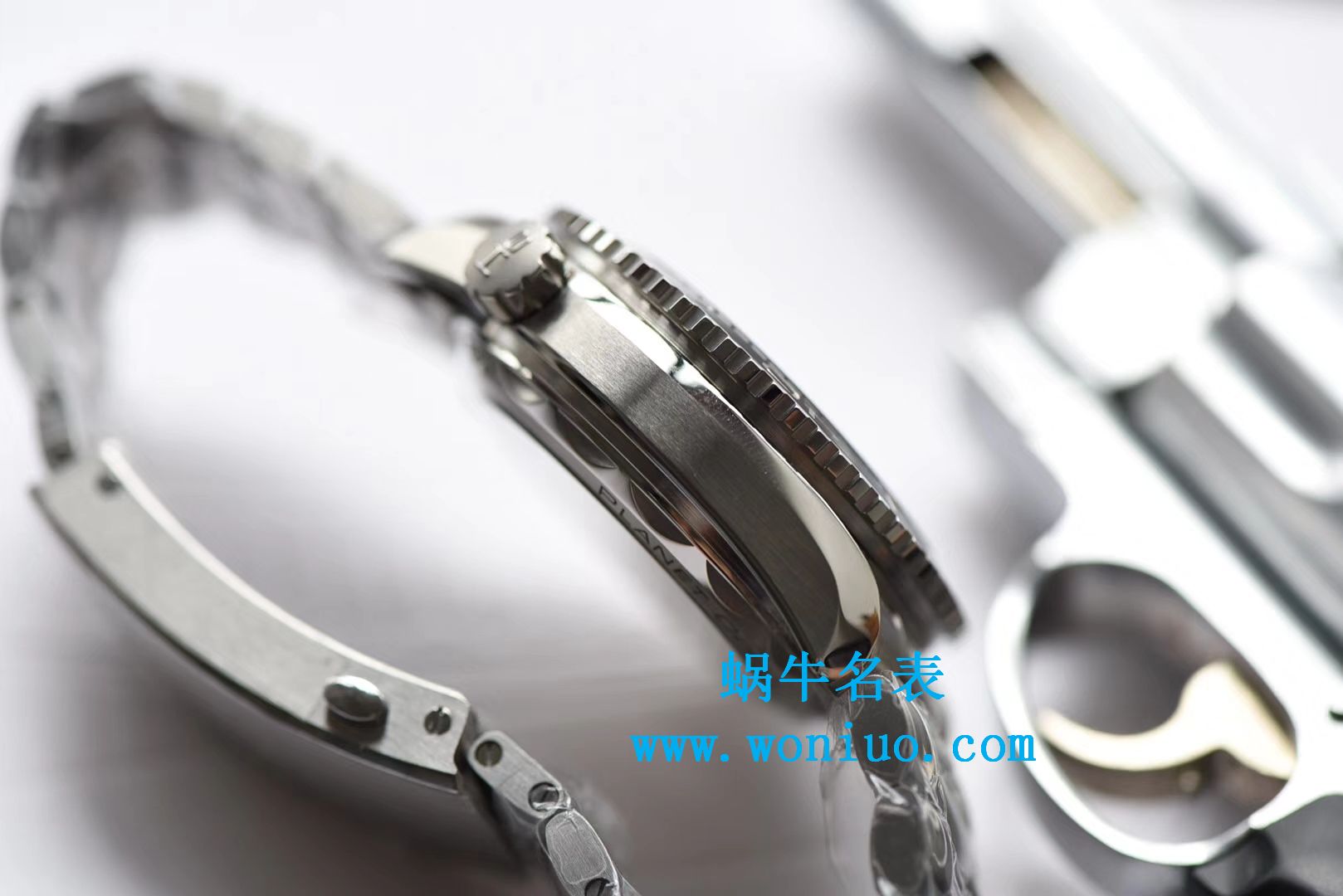 【全网首发‼️3S超级海洋宇宙黑橙圈】OMEGASeamaster海洋宇宙600米215.30.44.21.01.002 wrist watches  / M322