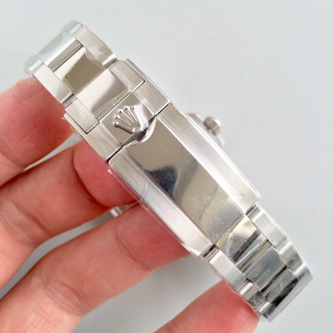 【AR Perfect  High quality  Replica Watches 】 Rolex  Yacht-Master 系列268622 wrist watches 中性37毫米男女 / R205