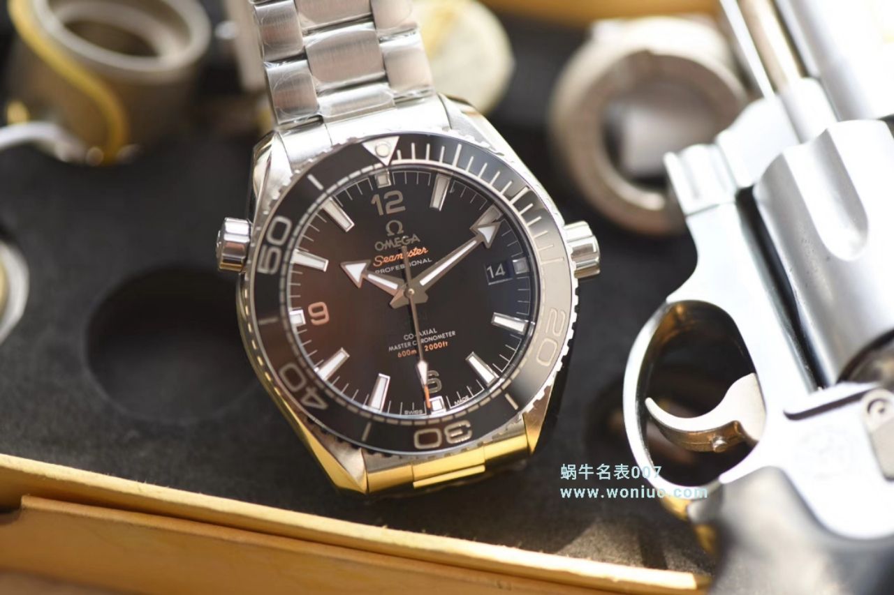 【SSS超级 Replica 】OMEGA海洋宇宙600米系列232.32.44.22.01.001 wrist watches  / M325