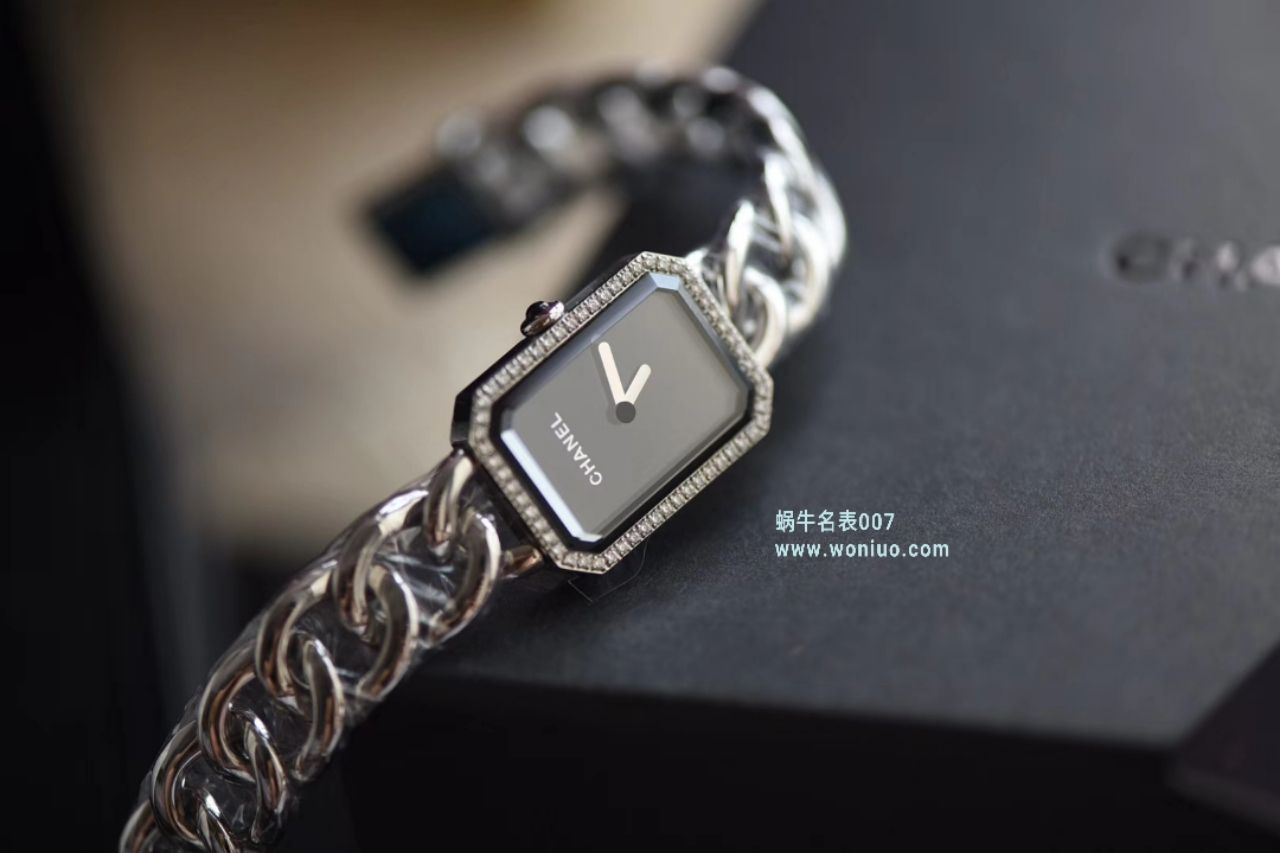  top 时尚女表～香奈儿PREMIÈRE 系列 Replica 女士 wrist watches  / X028
