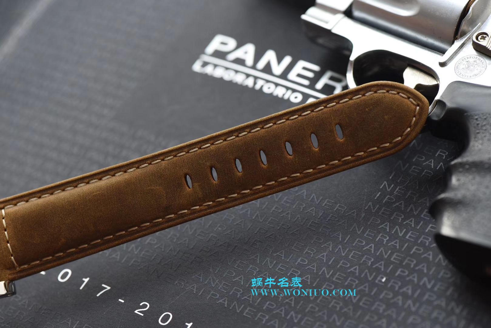 【XF Perfect  High quality  Replica Copy  Watches 】Panerai PAM1523 42MM 女款和 PAM1499 44MM男款情侣 Watches  