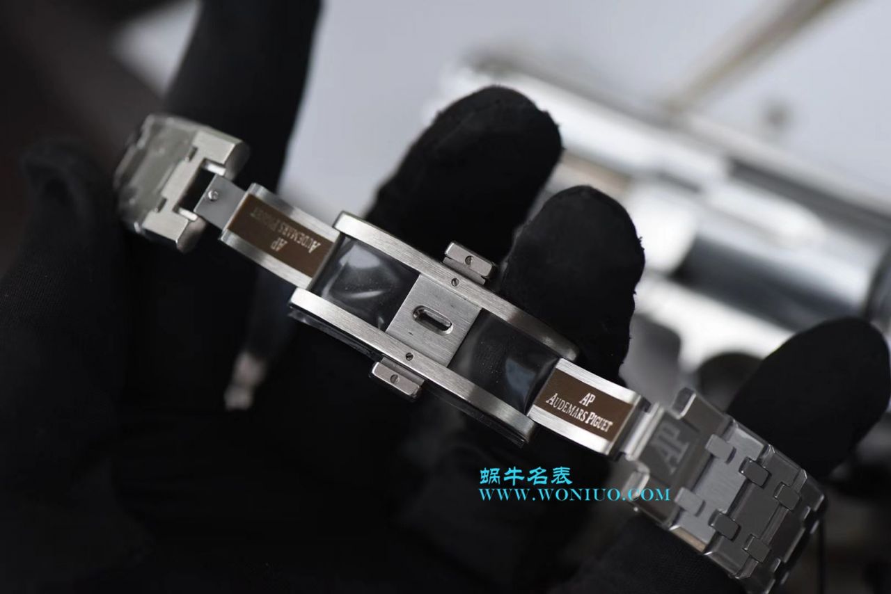 【TWA Perfect  High quality  Replica Watches 】Audemars Piguet 皇家橡树系列26120ST.OO.1220ST.02 wrist watches 蓝色、26120ST.OO.1220ST.01白、26120ST.OO.1220ST.03黑 / AP138