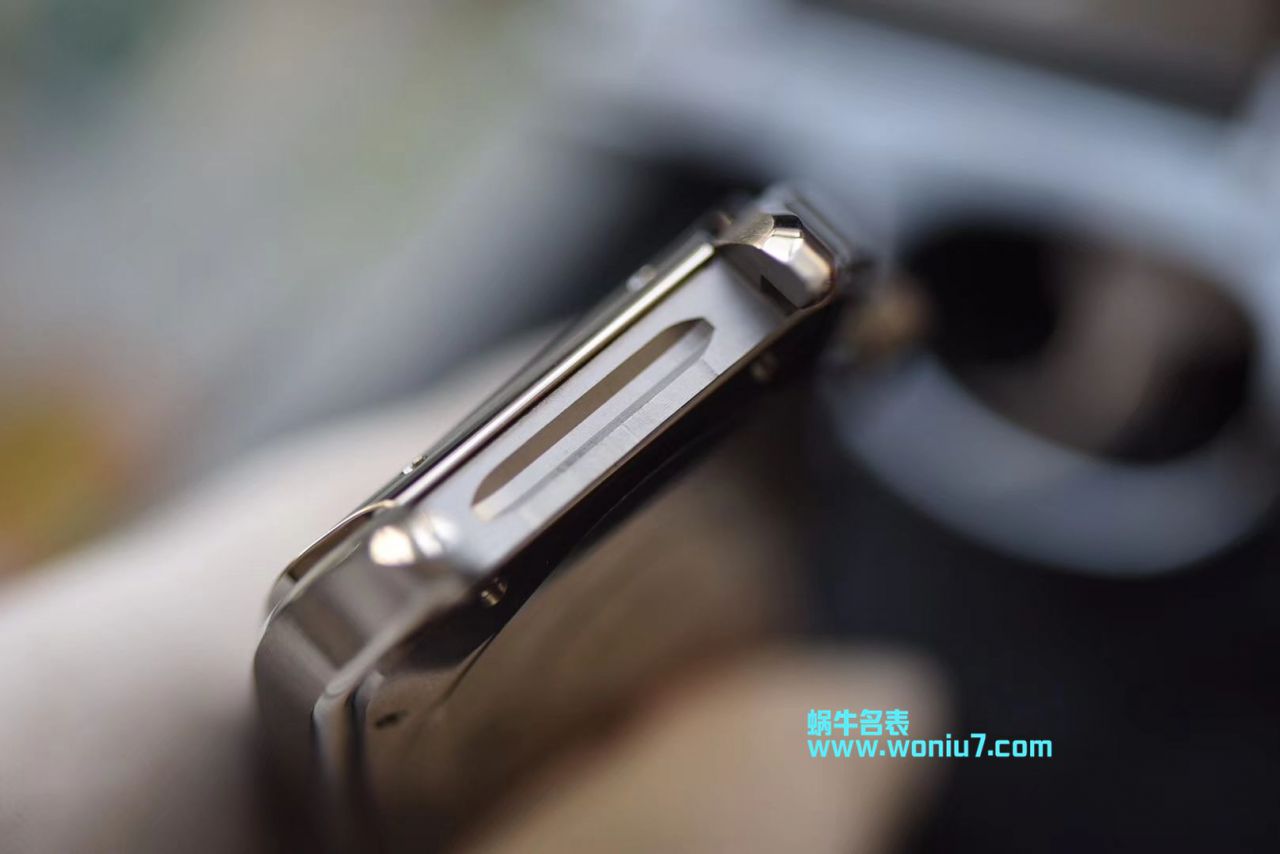 【V6 Factory  Perfect  High quality  top  Replica Watches 】 Cartier   Santos 系列WSSA0009男女情侣 wrist watches  / K165
