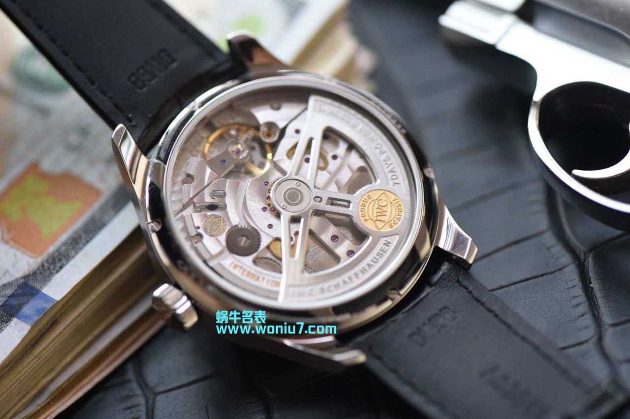 【YL Perfect  top 克隆 Replica Watches 】YL最新年历 诱惑绿面 IWC 年历IW503510 wrist watches  / WG173
