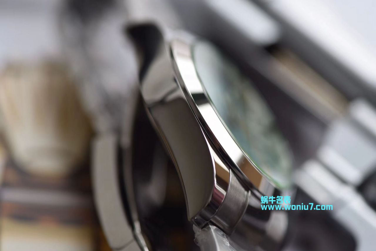 【DJ Perfect  High quality  Replica Watches 】 Rolex MILGAUSS系列116400-GV-72400蓝盘 wrist watches (绿玻璃) / R246