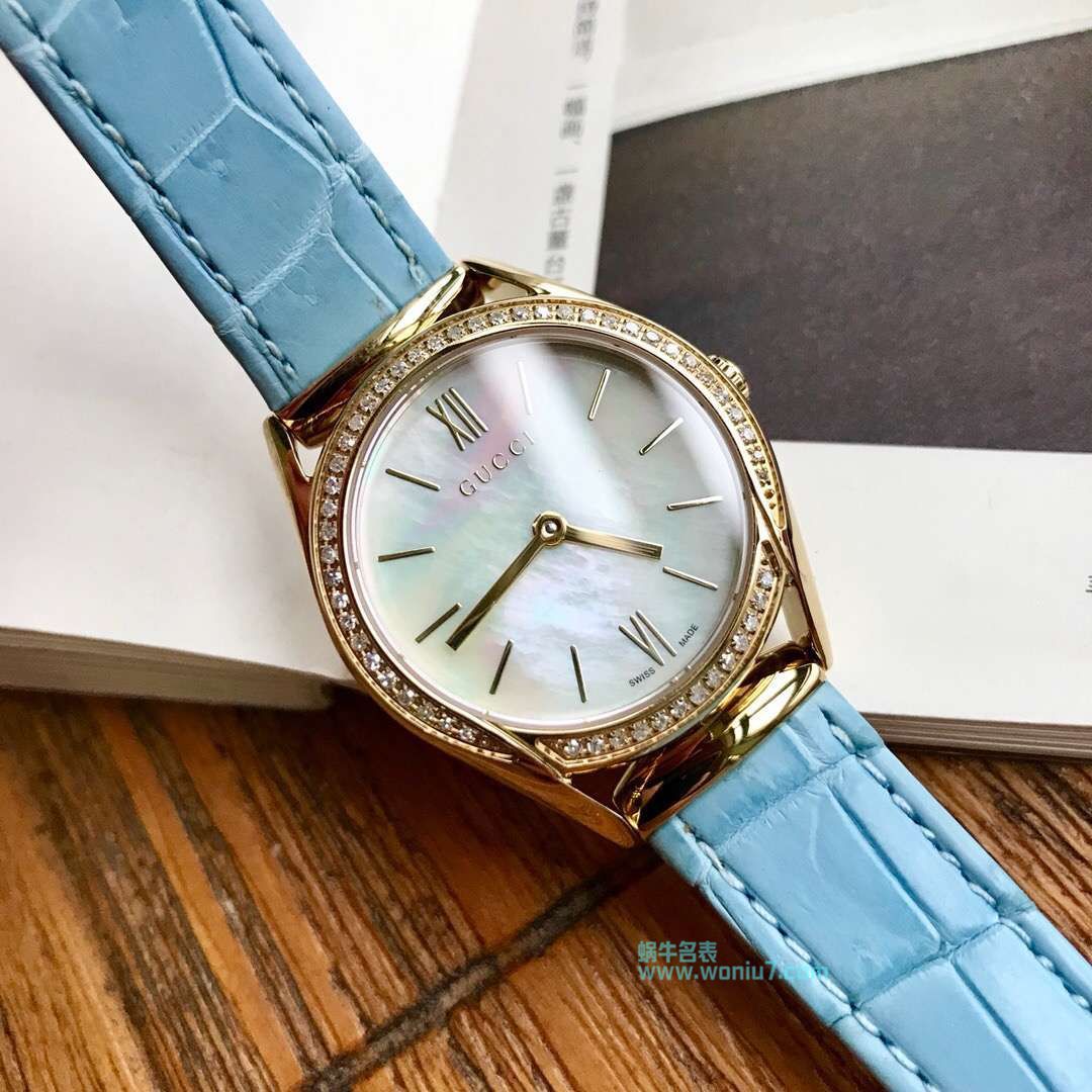  TOP 原单女装硬货！下手要快！Gucci新款真钻石英女表，表盘镶嵌52颗Vs1.1真钻、珍珠贝母面 / GUCCI KK11