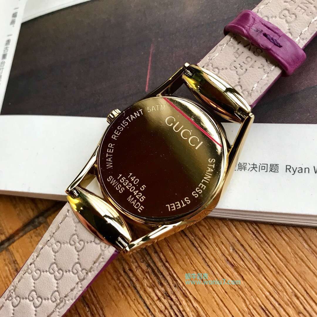  TOP 原单女装硬货！下手要快！Gucci新款真钻石英女表，表盘镶嵌52颗Vs1.1真钻、珍珠贝母面 / GUCCI KK11