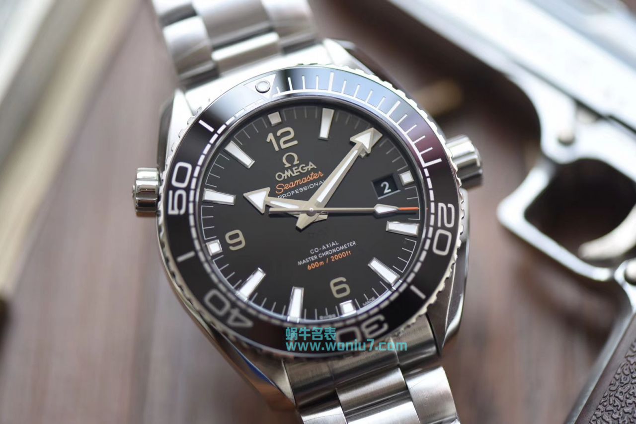 OMEGA Seamaster 系列215.30.44.21.01.001 wrist watches 【VS High quality   Replica Watches 】 / M375