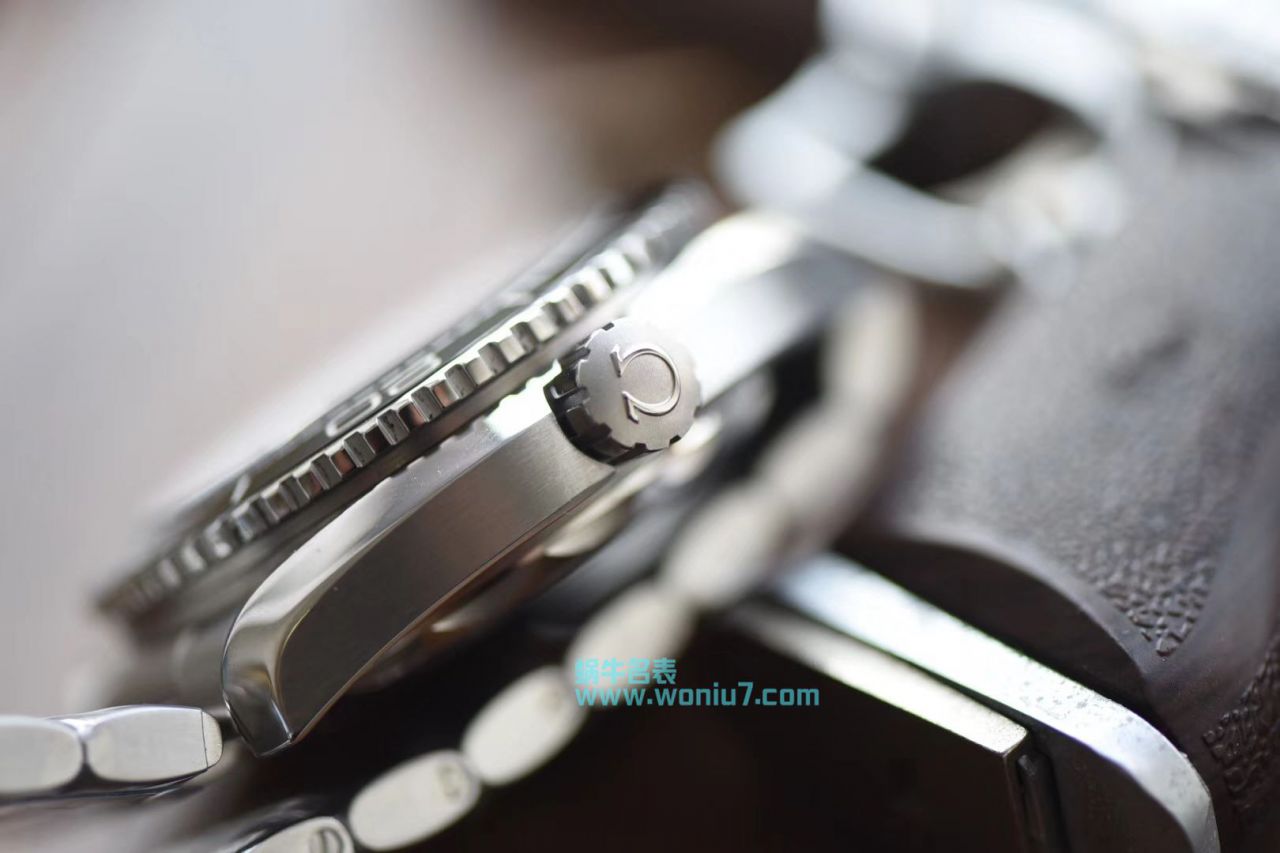 OMEGA Seamaster 系列215.30.44.21.01.001 wrist watches 【VS High quality   Replica Watches 】 / M375
