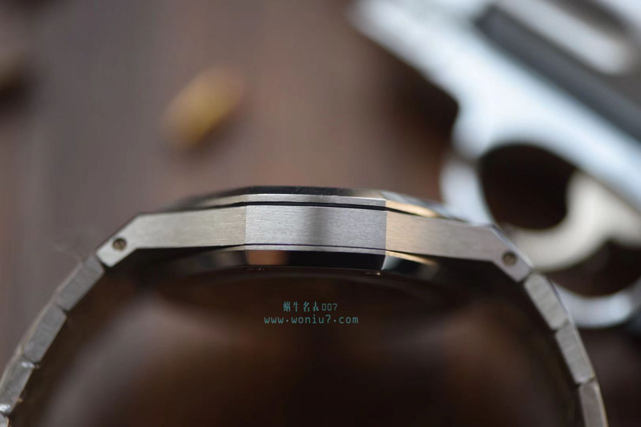 【JF Perfect  High quality  Replica Watches 】Audemars Piguet 皇家橡树系列15202ST.OO.0944ST.03 wrist watches  / AP152