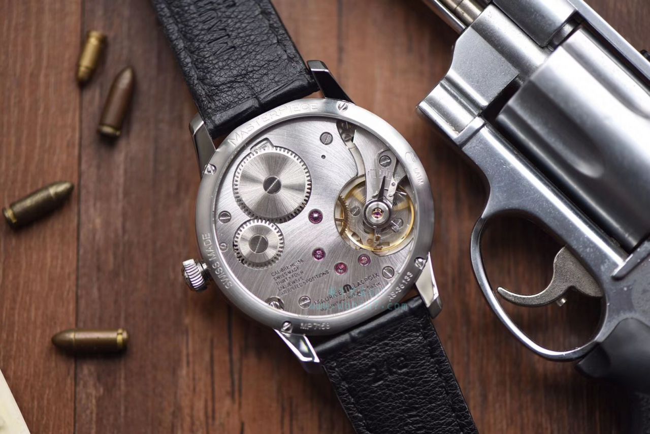 AM新品、最新艾美 方轮经典 wrist watches  MP7158-SS001-301-1黑面、MP7158-SS001-101-1白面 / AIMEI001