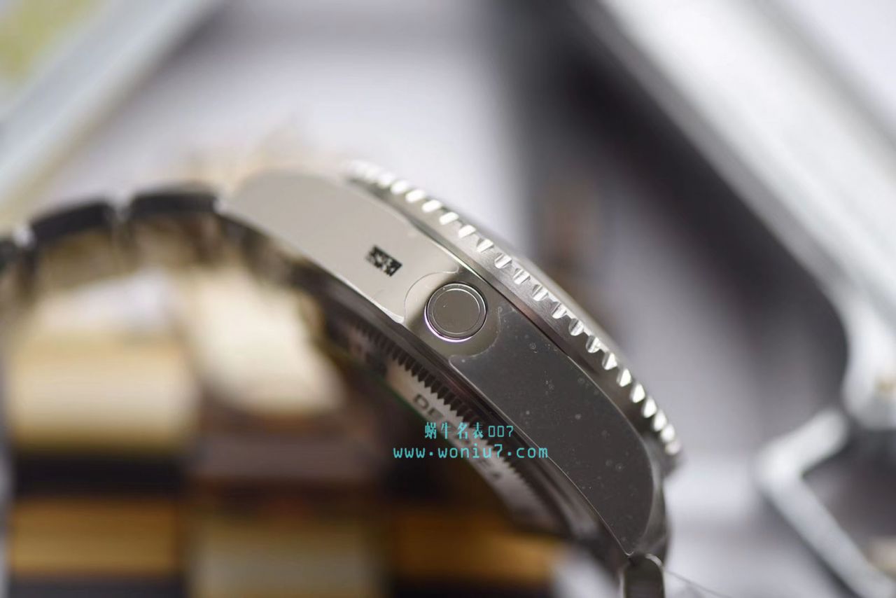 【AR Perfect  High quality  Replica Watches 】 Rolex 海使型系列116660-98210 蓝盘 wrist watches (904钢渐变蓝鬼王) / R208