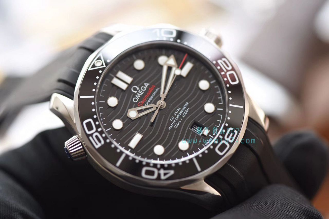 【VS1:1 High quality  Replica Watches 】OMEGA Seamaster 系列210.32.42.20.01.001 wrist watches  / M377