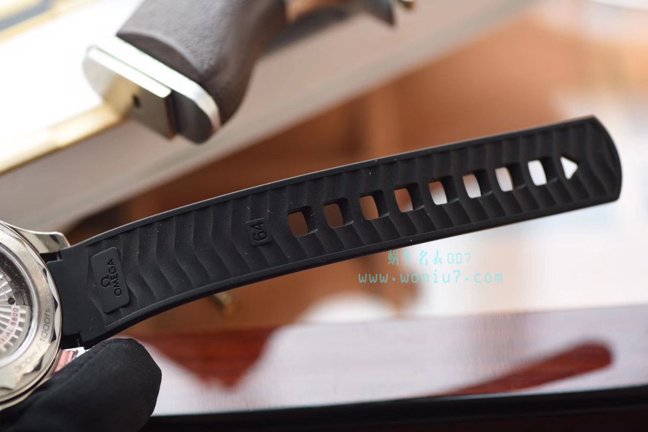 【VS1:1 High quality  Replica Watches 】OMEGA Seamaster 系列210.32.42.20.01.001 wrist watches  / M377
