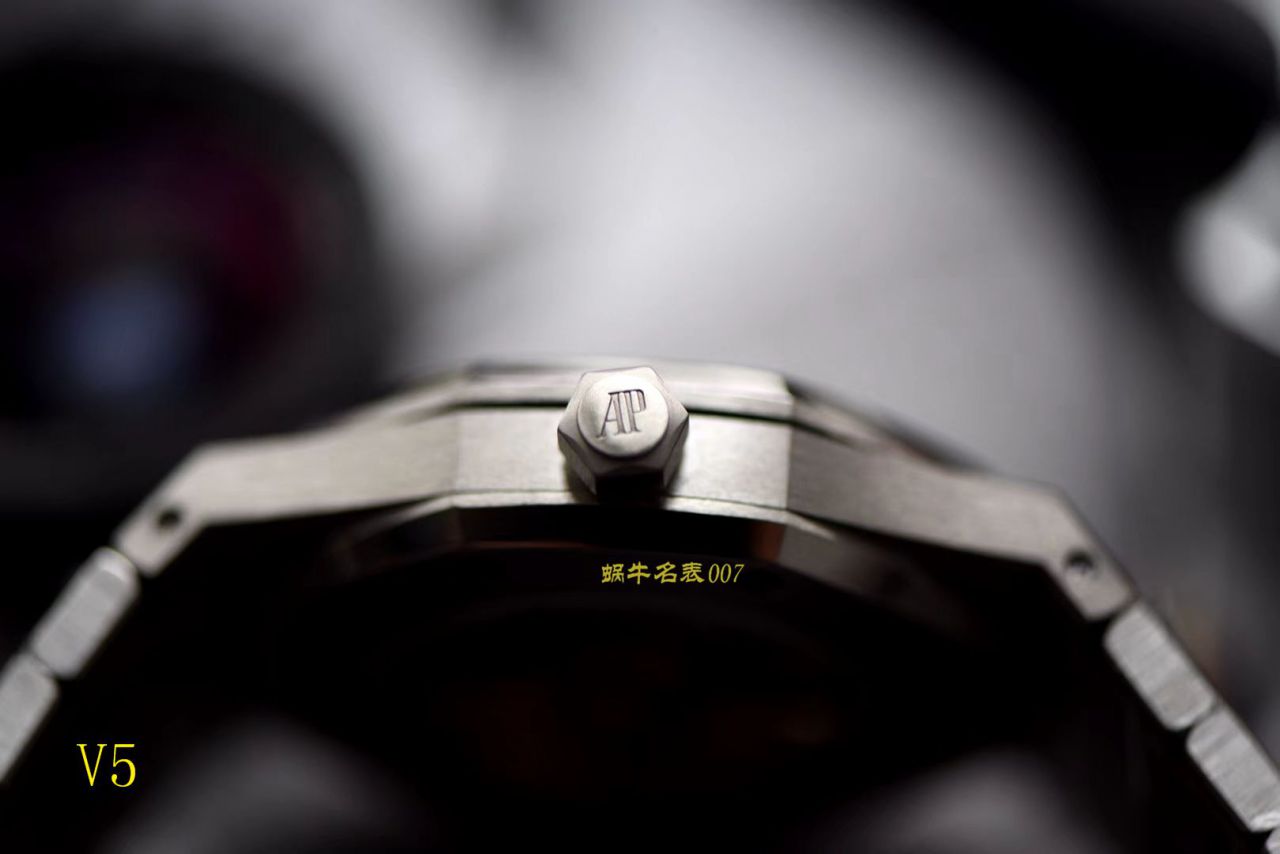 【JF Perfect  High quality  Replica Watches 】Audemars Piguet 皇家橡树系列15400ST.OO.1220ST.04 wrist watches  / AP129