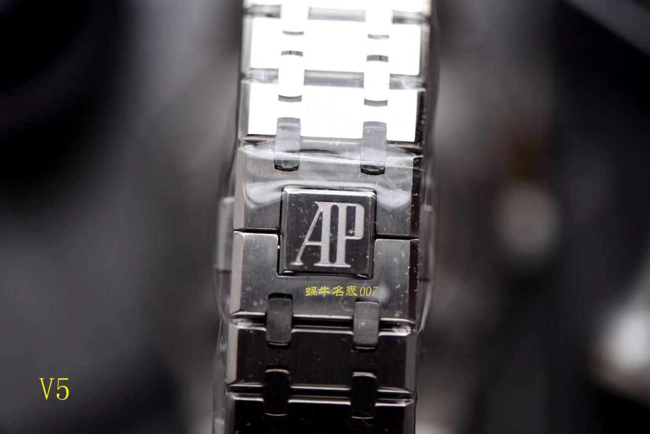 【JF Perfect  High quality  Replica Watches 】Audemars Piguet 皇家橡树系列15400ST.OO.1220ST.04 wrist watches  / AP129