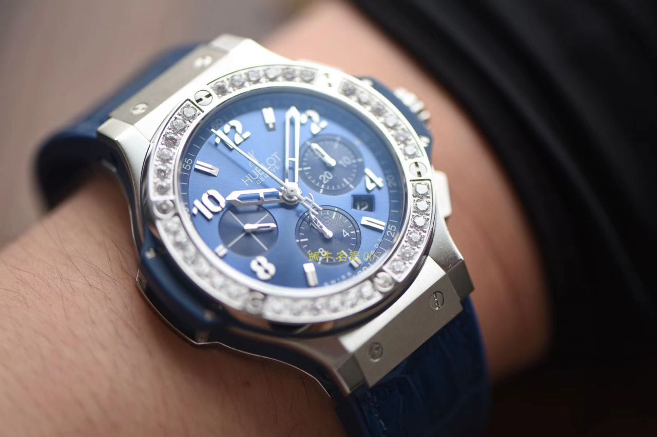 HBBv6新款 hublot  big bang HUBLOT   Big Bang 精钢蓝色  wrist watches  / YB061