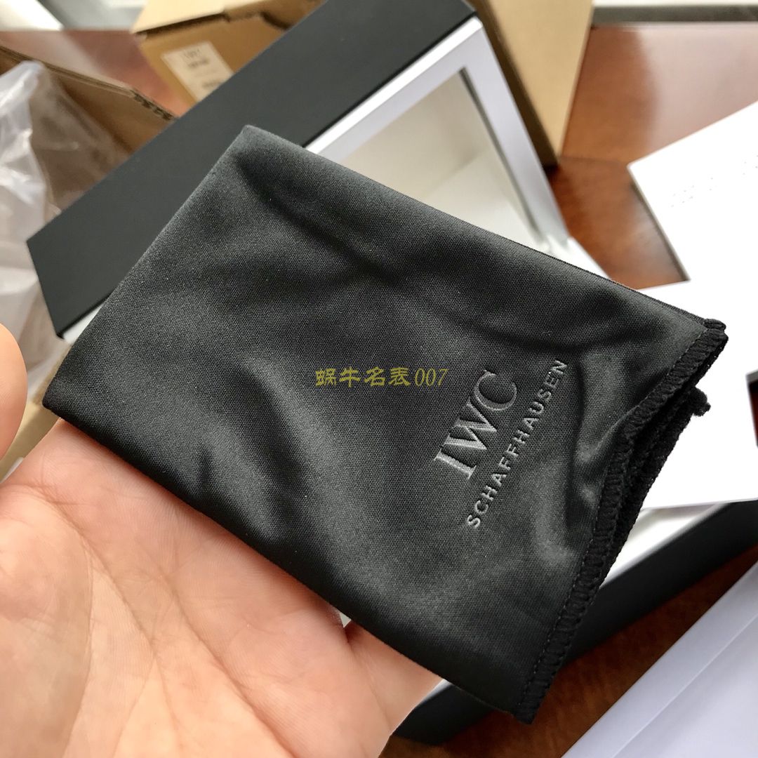 渠道出口订单！原封！缺个经销商印章就是正品！大名鼎鼎的IWC IWC 表柏涛菲诺系列IW356517 wrist watches  / WG193