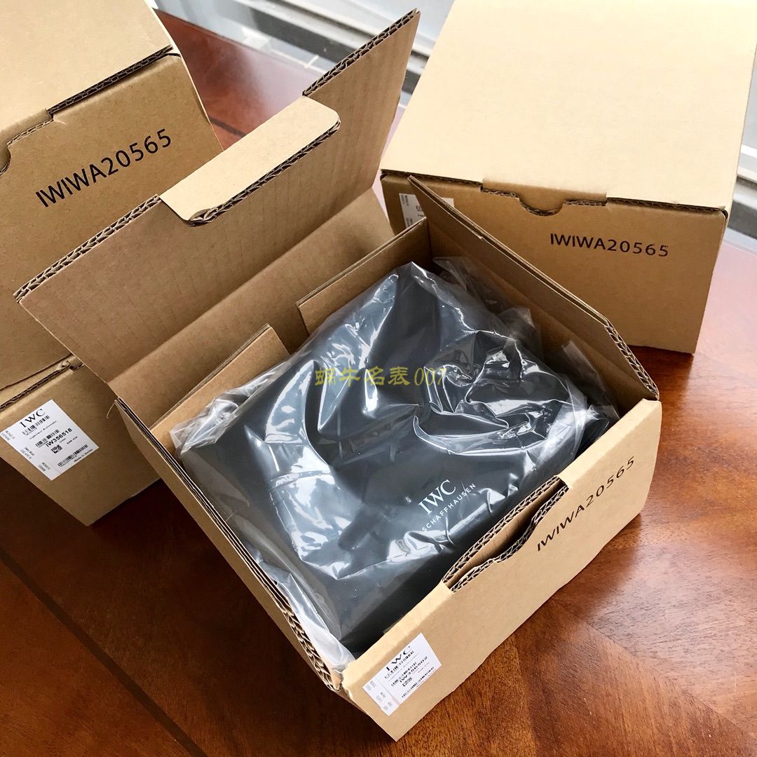 渠道出口订单！原封！缺个经销商印章就是正品！大名鼎鼎的IWC IWC 表柏涛菲诺系列IW356517 wrist watches  / WG193