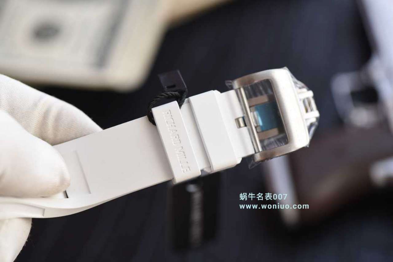  Video analysis KV台湾 Factory  Perfect  Replica 最新巨作！RICHARD MILLE RICHARD MILLE RM055白 Composite 白色橡胶带新款 / RM 055MM