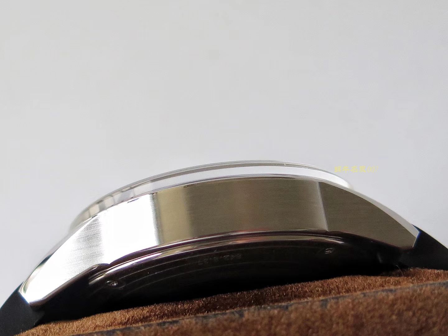 ZF Perfect  High quality  Replica 至城大作— Jaeger-LeCoultre 北宸系列日历型 wrist watches ， Jaeger-LeCoultre 北宸系列9068670 wrist watches  / JJ130