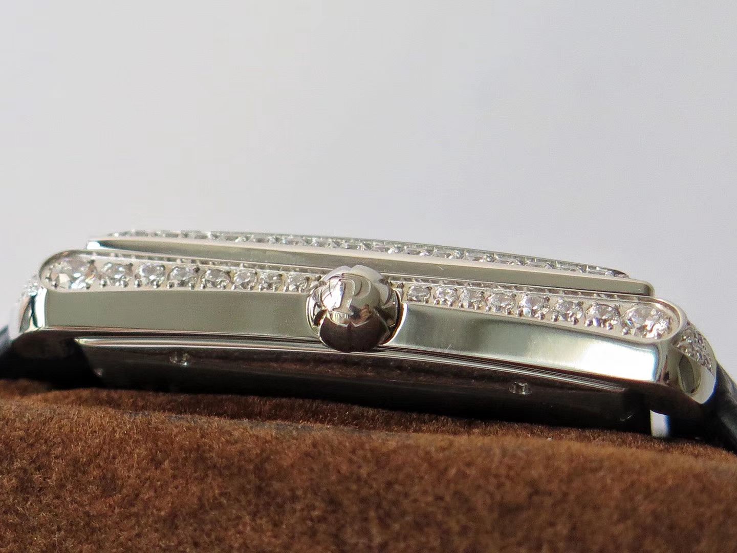 【KZ Perfect  High quality  Replica Watches 】 Piaget BLACK -TIE系列G0A33075 wrist watches  / PT018