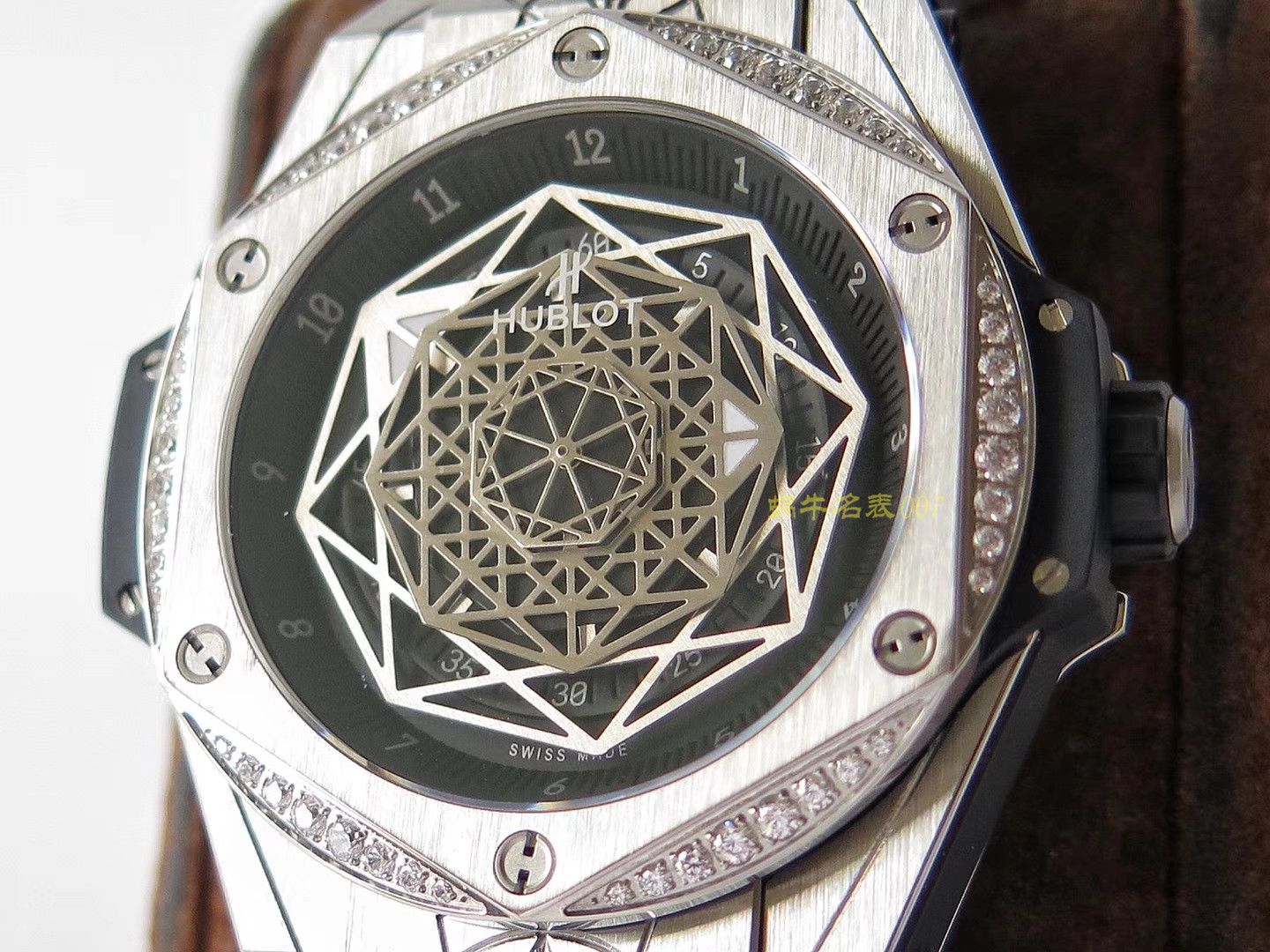  hublot BIG BANG系列415.CX.1112.VR.MXM18 wrist watches 多色可选【TMF Perfect  High quality  Replica Watches 】 / YB067