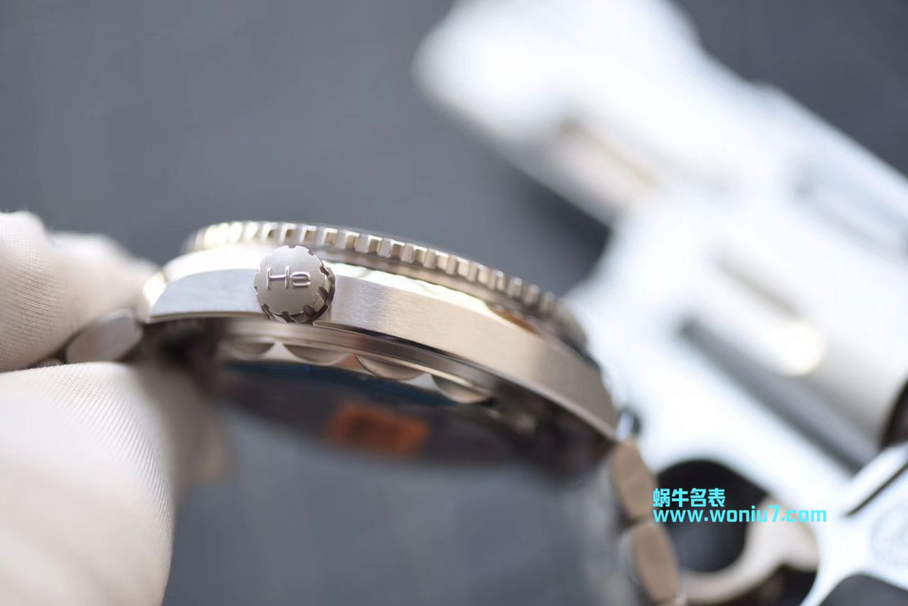 【 Video analysis  Replica 表与真表的区别？什么叫 Replica 表】VS Factory OMEGAOMEGA Replica 表海洋宇宙600米“四分之一橙” wrist watches  / M389