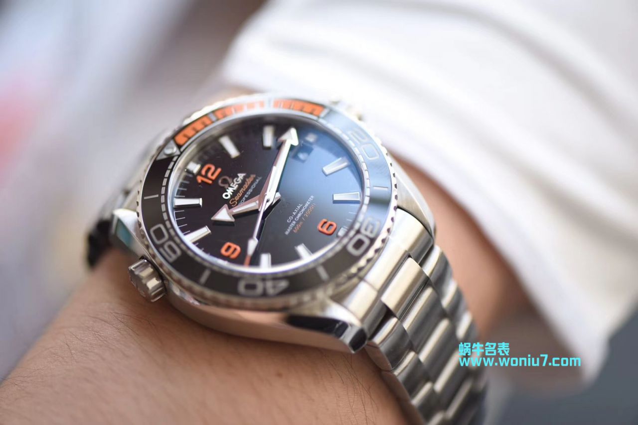 【 Video analysis  Replica 表与真表的区别？什么叫 Replica 表】VS Factory OMEGAOMEGA Replica 表海洋宇宙600米“四分之一橙” wrist watches  / M389