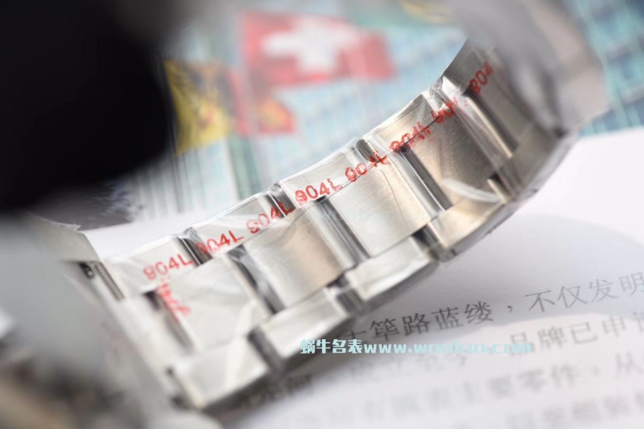 【哪里能买到好的瑞士 Replica 表】 Video analysis NOOB Factory 迄今为止最强ROLEX Submariner ～V9版本 Submariner  / FK07