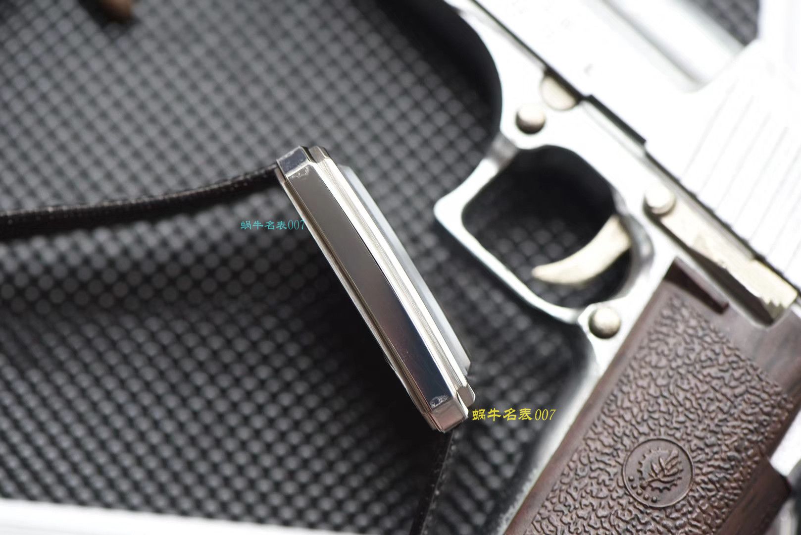 【 Replica Watches 哪家好】香奈儿BOY · FRIEND系列BOY∙FRIEND TWEED女士 wrist watches TWEED斜纹软呢钢带多色可选 / X51