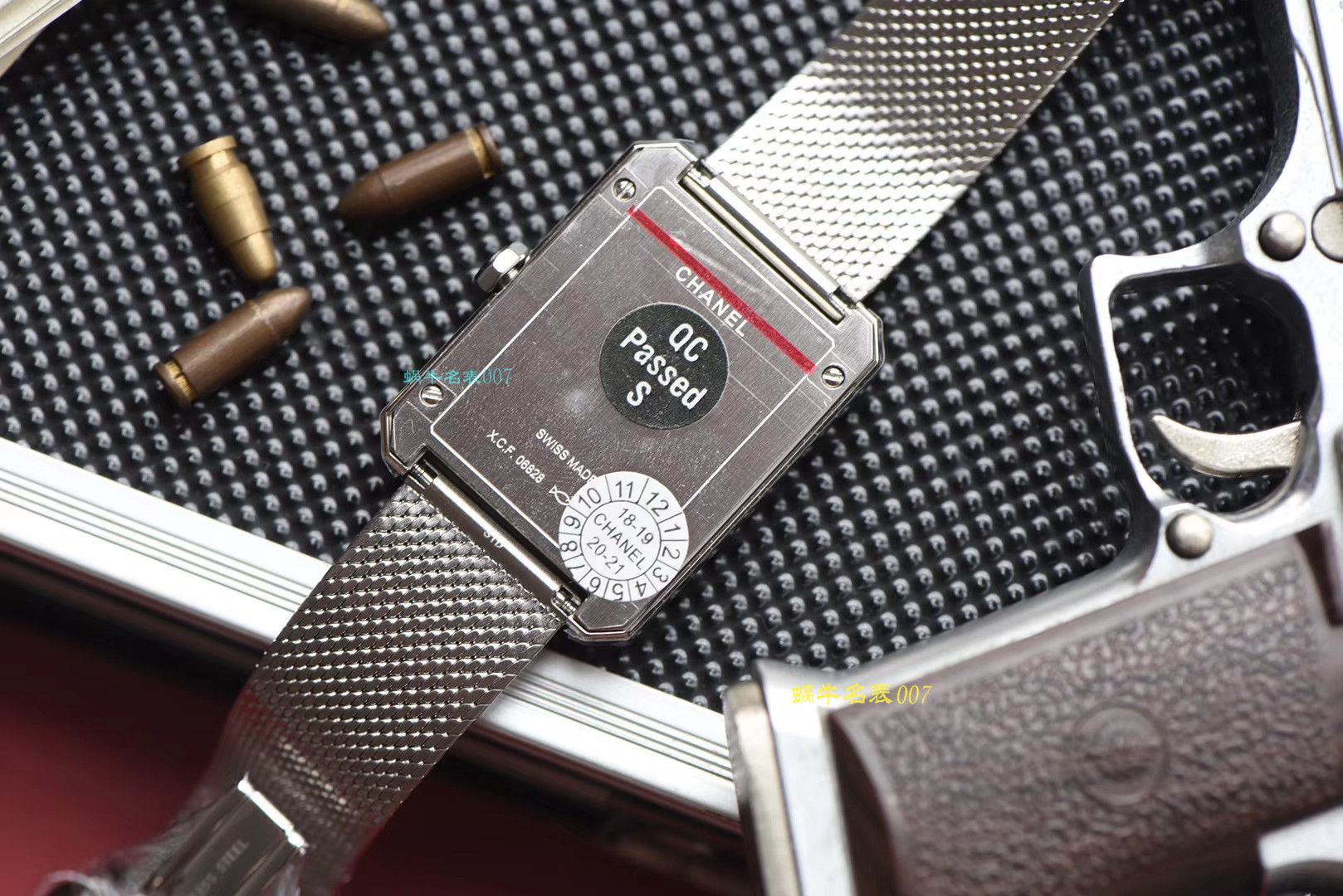 【 Replica Watches 哪家好】香奈儿BOY · FRIEND系列BOY∙FRIEND TWEED女士 wrist watches TWEED斜纹软呢钢带多色可选 / X51