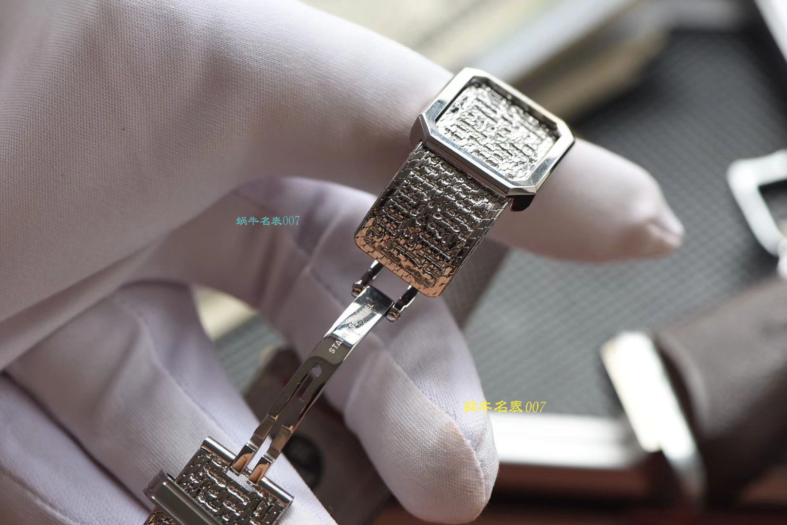 【 Replica Watches 哪家好】香奈儿BOY · FRIEND系列BOY∙FRIEND TWEED女士 wrist watches TWEED斜纹软呢钢带多色可选 / X51