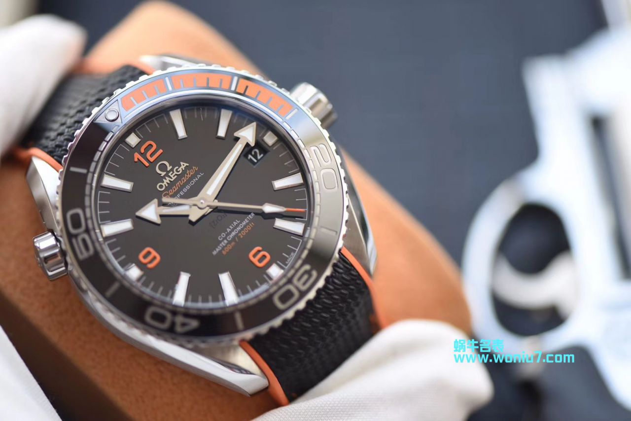 【 Video analysis vs Factory  Replica Copy OMEGA Watches 】OMEGA Seamaster 系列215.32.44.21.01.001 wrist watches VS 四分之一橙终极版本 / M388
