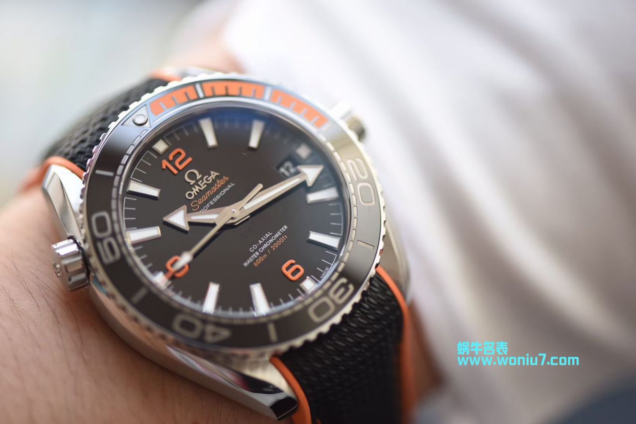 【 Video analysis vs Factory  Replica Copy OMEGA Watches 】OMEGA Seamaster 系列215.32.44.21.01.001 wrist watches VS 四分之一橙终极版本 / M388